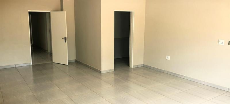4 Bedroom Property for Sale in Buffelspoort North West